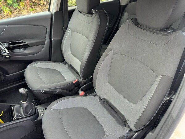 Used Renault Captur 2015 for sale - 76185141: Photo 12
