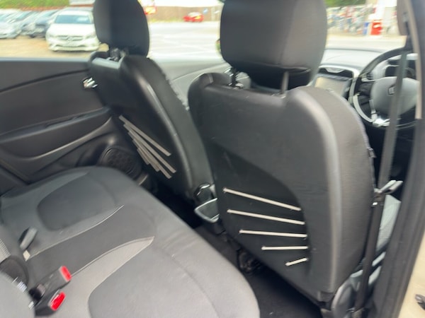 Used Renault Captur 2015 for sale - 76185141: Photo 18