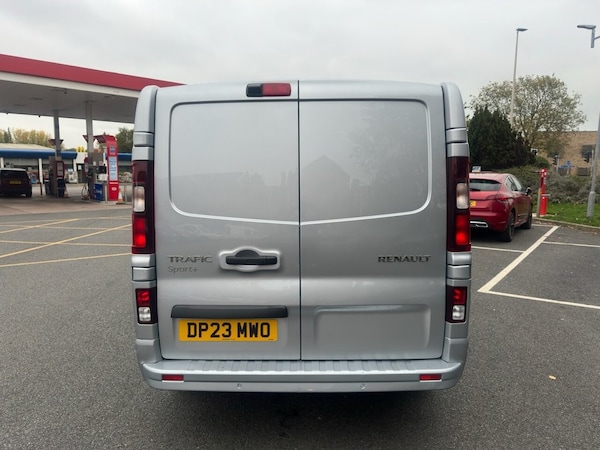 Used Renault Trafic 2023 for sale - 76256644: Photo 5