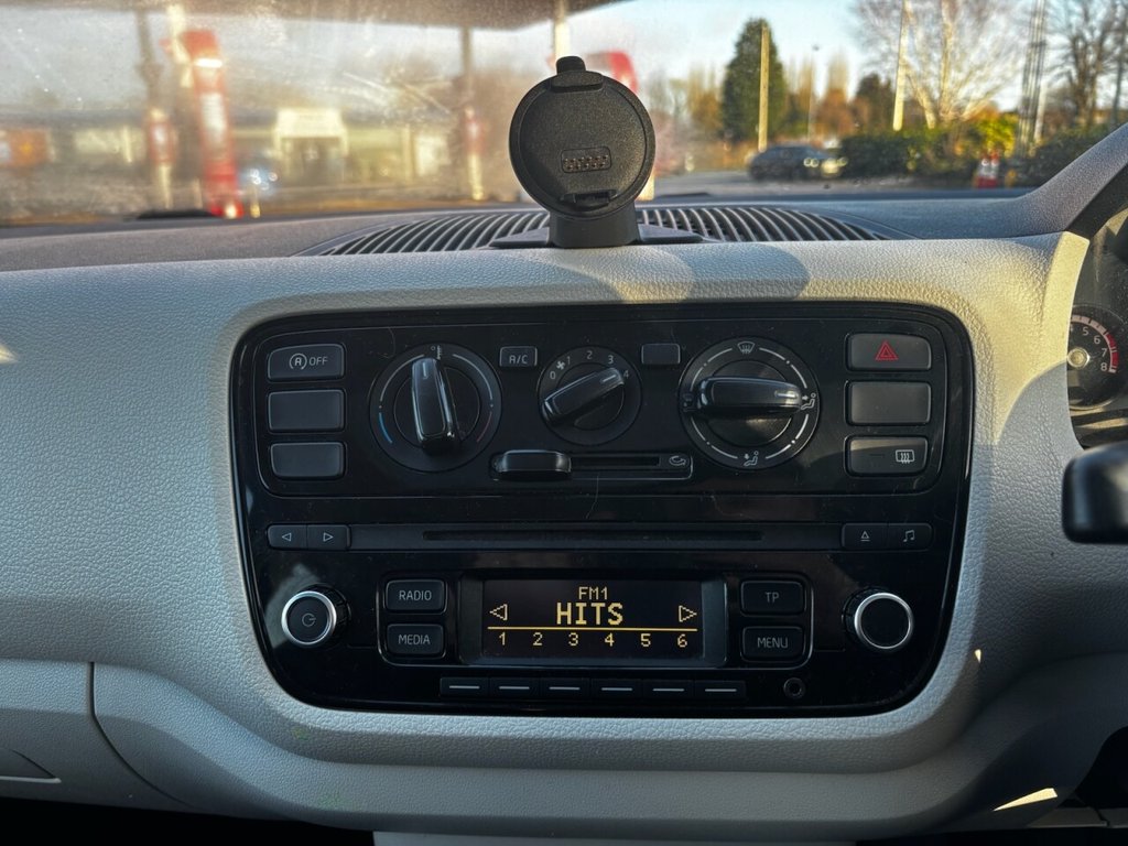 Used Volkswagen up! 2013 for sale - 77227167: Photo 11