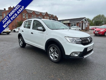 Used Dacia Sandero Stepway 2016 for sale - 78288649: Photo