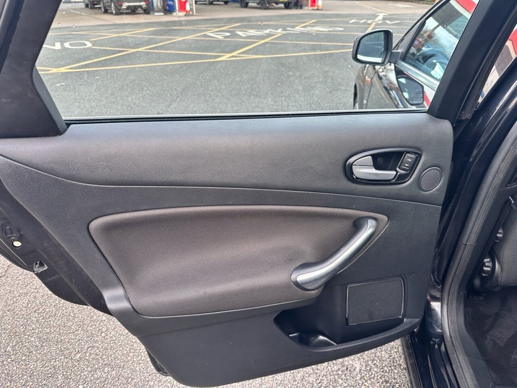 Used Ford Mondeo 2009 for sale - 77263099: Photo 14