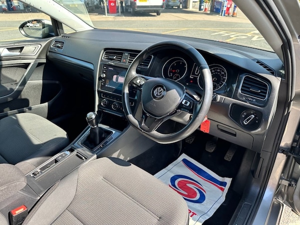 Used Volkswagen Golf 2020 for sale - 74663217: Photo 24