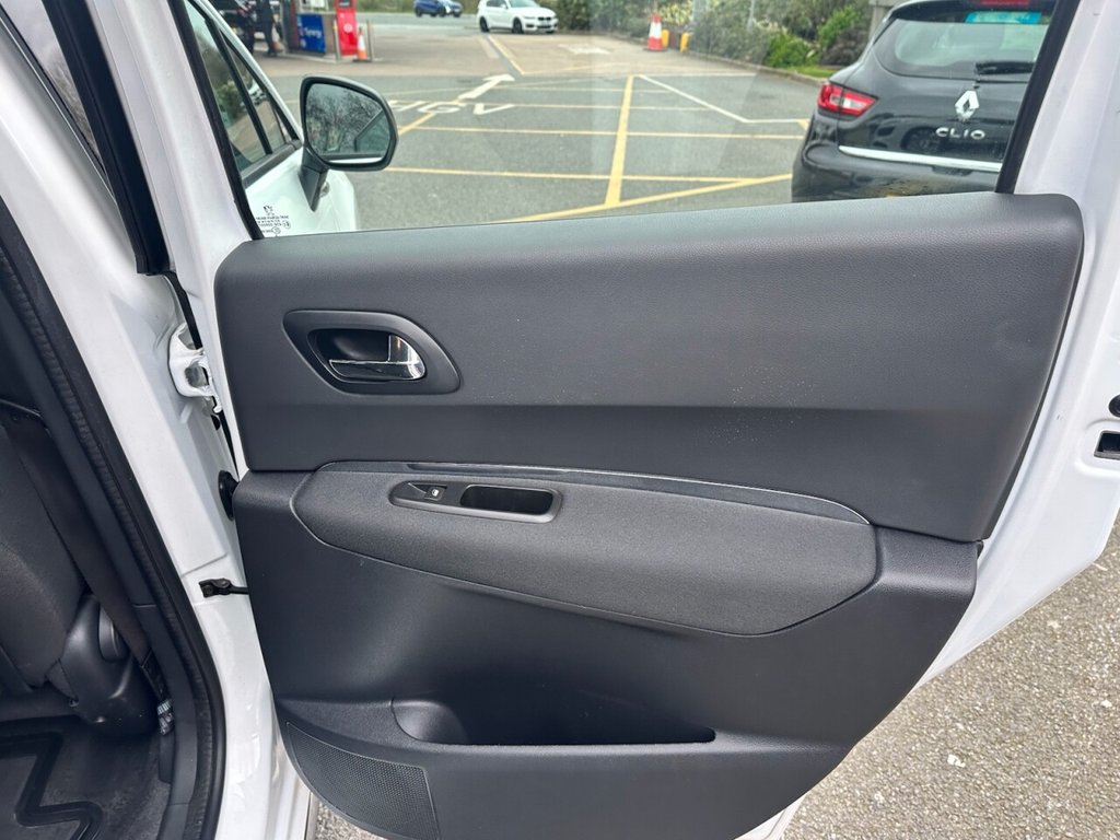 Used Peugeot 3008 2016 for sale - 78082463: Photo 22