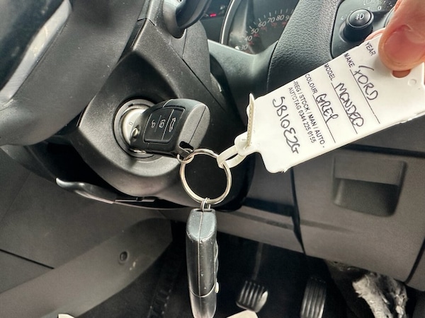 Used Ford Mondeo 2010 for sale - 76178485: Photo 13