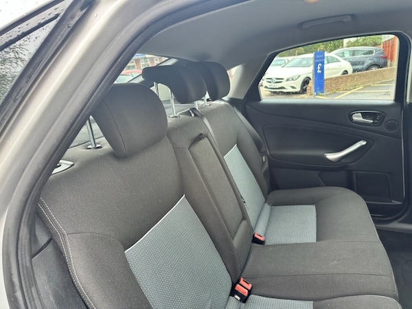 Used Ford Mondeo 2010 for sale - 76178485: Photo 17