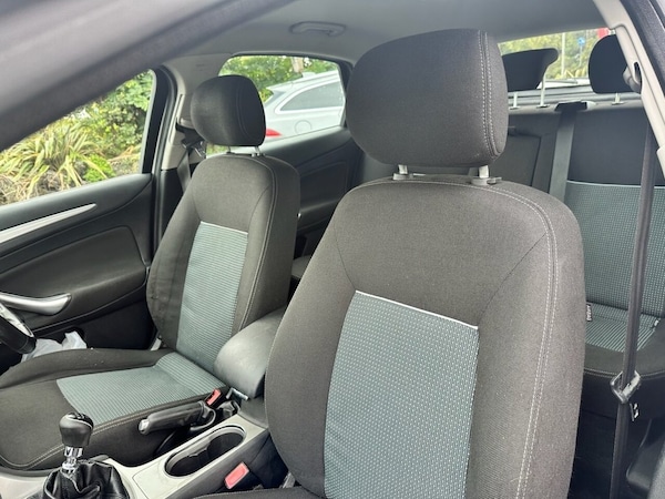 Used Ford Mondeo 2010 for sale - 76178485: Photo 28
