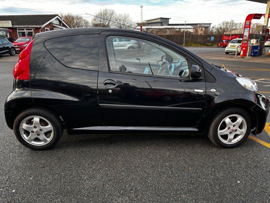 Used Peugeot 107 2010 for sale - 77200507: Photo 9