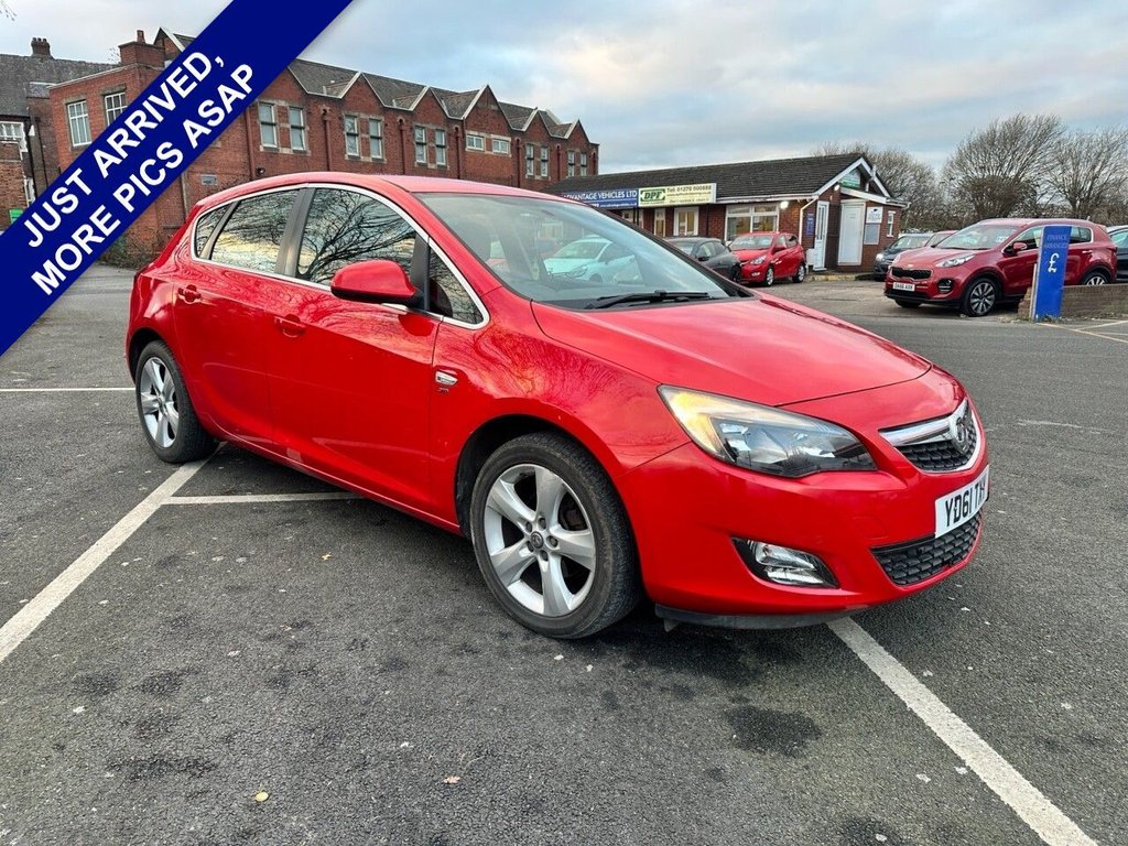 Used Vauxhall Astra 2011 for sale - 77080403: Photo 1