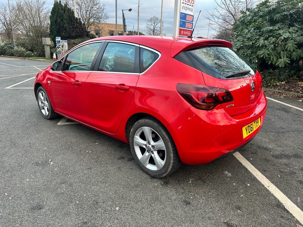 Used Vauxhall Astra 2011 for sale - 77080403: Photo 5