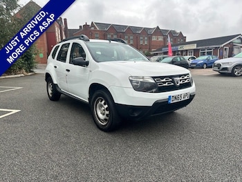 Used Dacia Duster 2015 for sale - 79370253: Photo