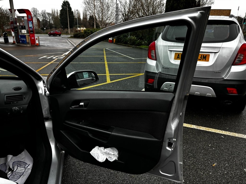 Used Vauxhall Astra 2007 for sale - 77212908: Photo 15