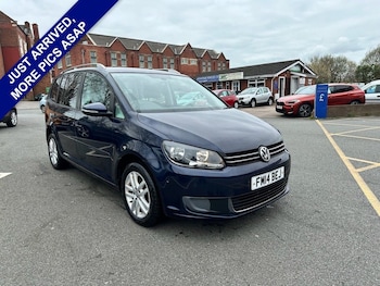 Used Volkswagen Touran 2014 for sale - 78096710: Photo