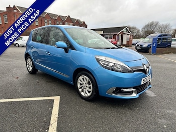 Used Renault Scenic 2015 for sale - 77171902: Photo