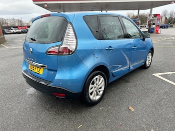 Used Renault Scenic 2015 for sale - 77171902: Photo