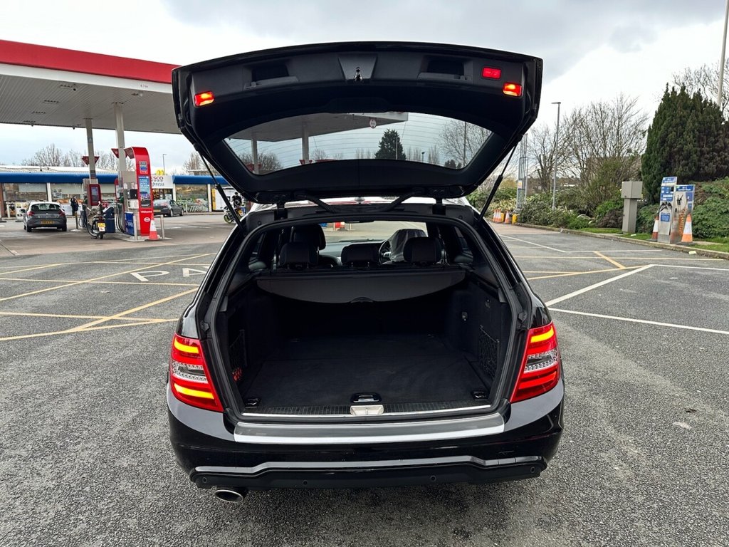 Used Mercedes-Benz C Class 2014 for sale - 77779811: Photo 20