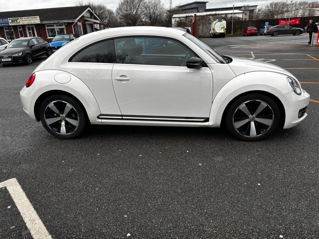 Used Volkswagen Beetle 2013 for sale - 77341183: Photo 9