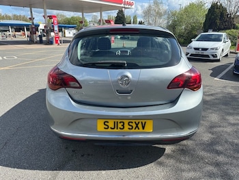 Used Vauxhall Astra 2013 for sale - 78306242: Photo