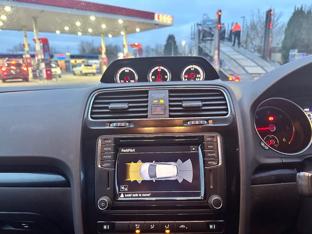 Used Volkswagen Scirocco 2016 for sale - 77037694: Photo 8