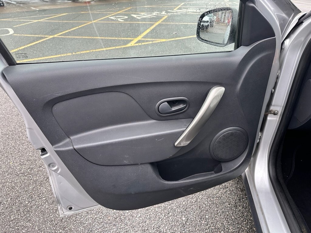 Used Dacia Sandero Stepway 2013 for sale - 77139612: Photo 10