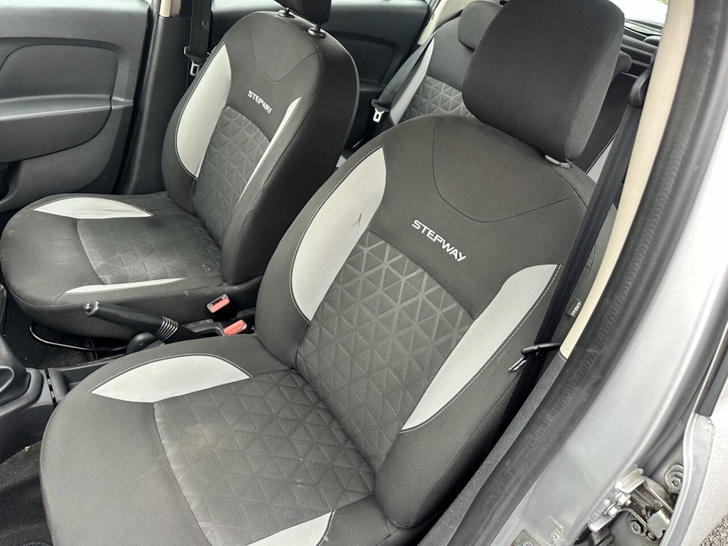 Used Dacia Sandero Stepway 2013 for sale - 77139612: Photo 12