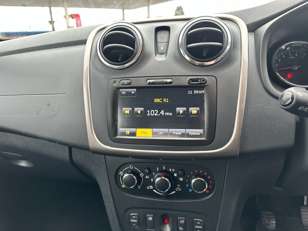 Used Dacia Sandero Stepway 2013 for sale - 77139612: Photo 26