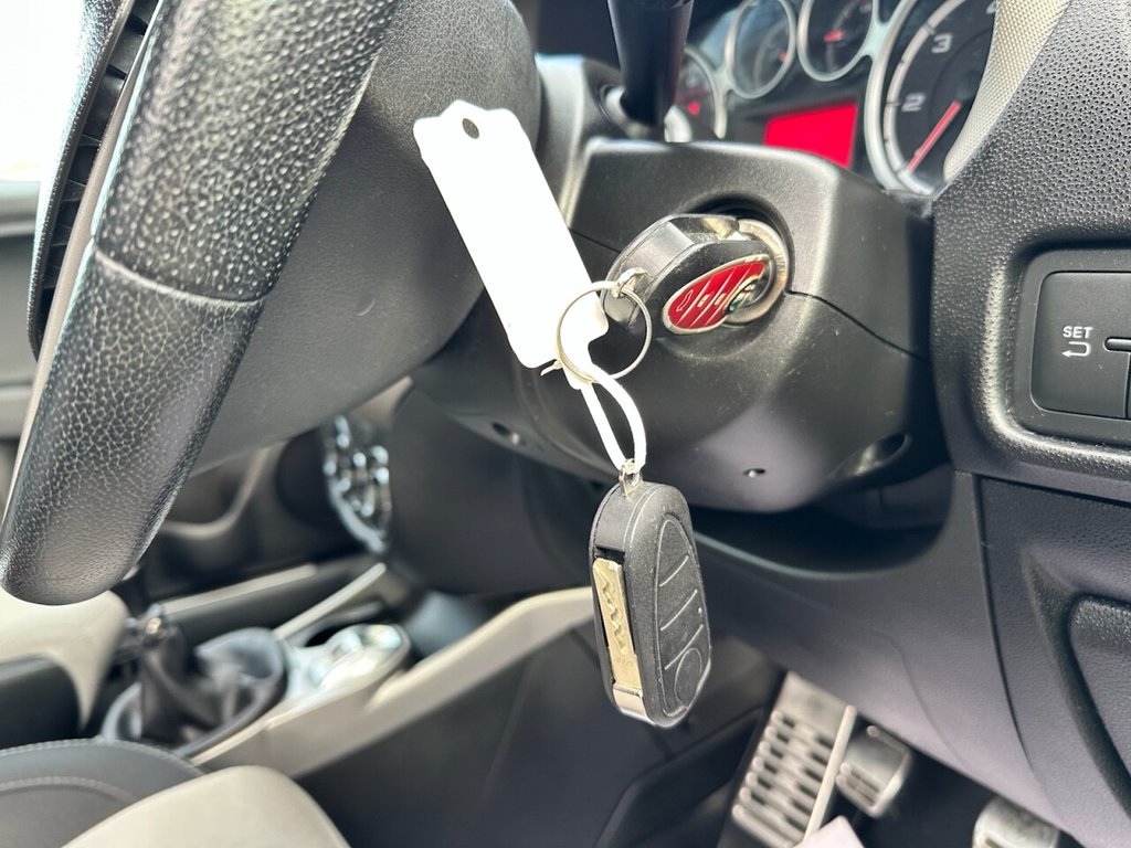 Used Alfa Romeo MiTo 2015 for sale - 77341251: Photo 14