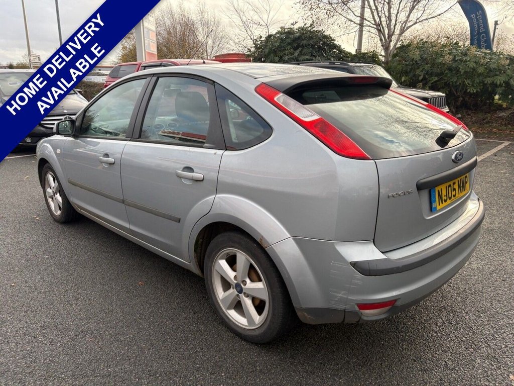 Used Ford Focus 2005 for sale - 76740682: Photo 4