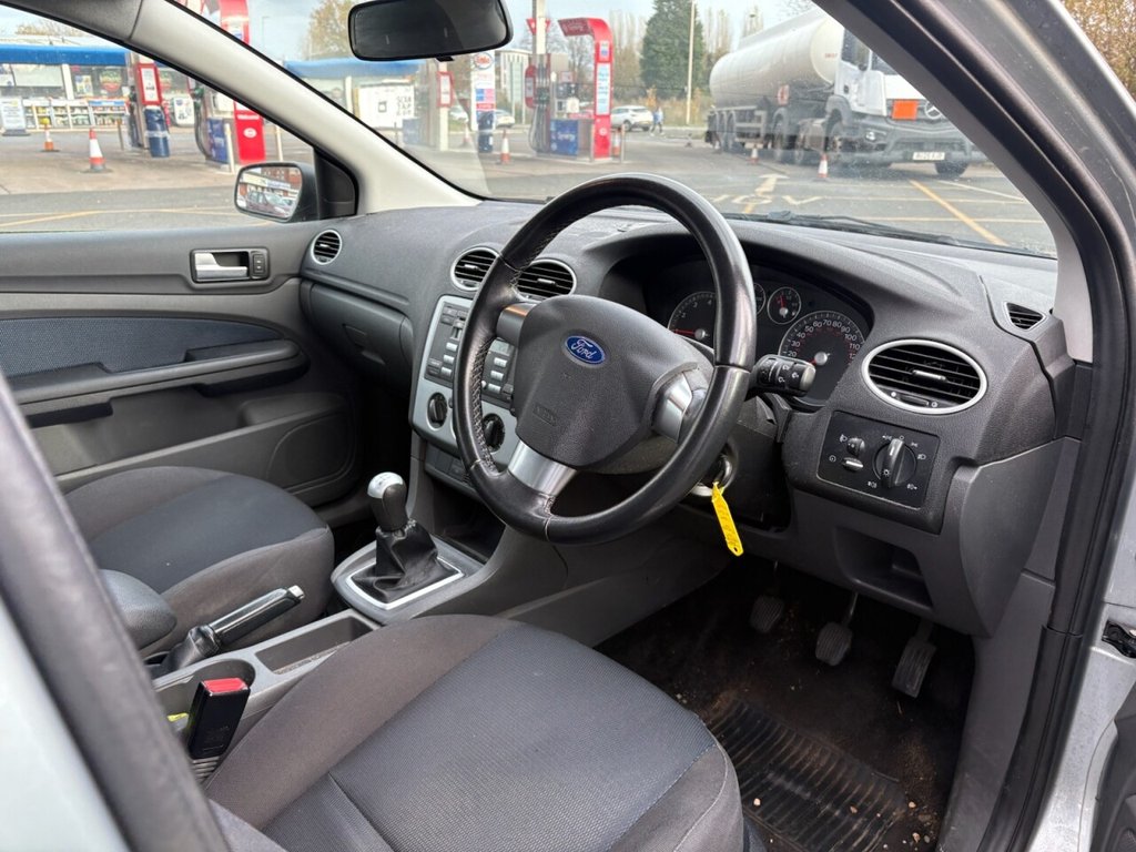 Used Ford Focus 2005 for sale - 76740682: Photo 7