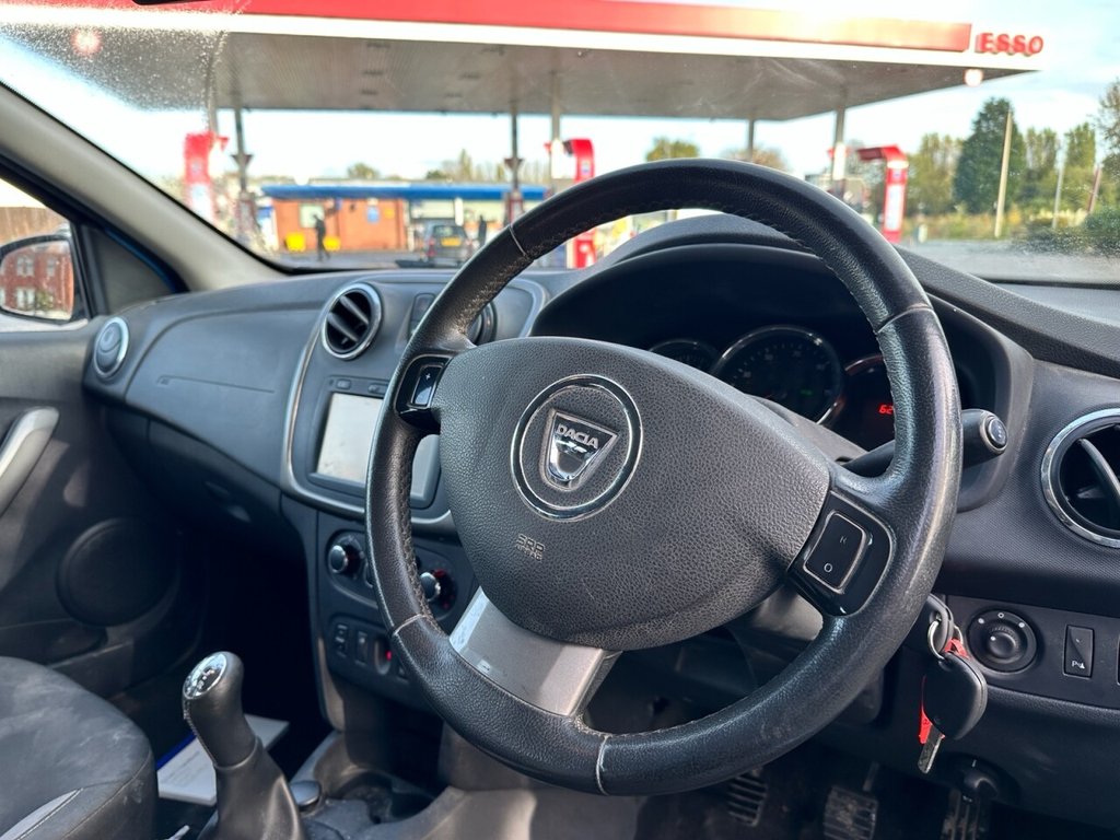 Used Dacia Sandero Stepway 2015 for sale - 76406848: Photo 10