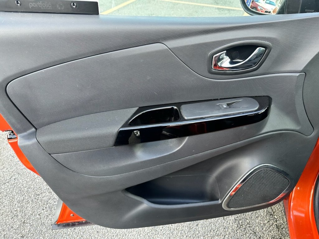 Used Renault Captur 2015 for sale - 78017041: Photo 14