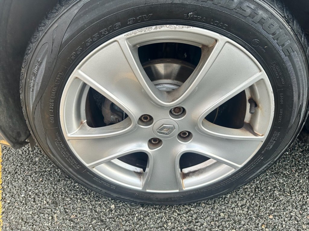 Used Renault Clio 2013 for sale - 76840755: Photo 12