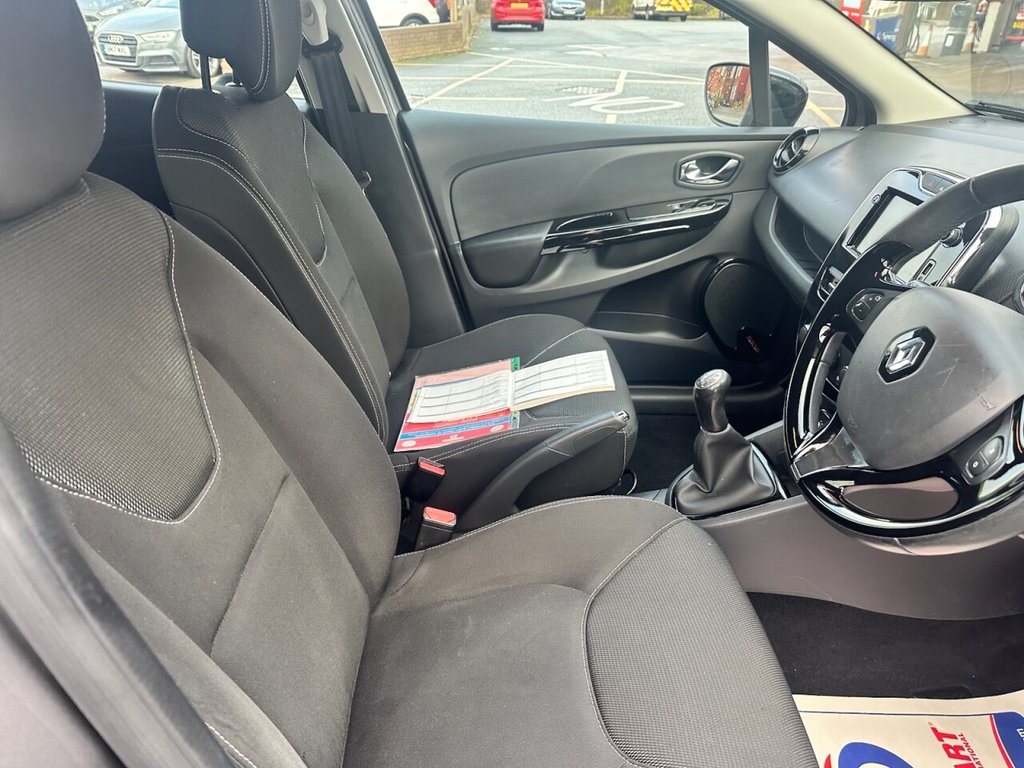 Used Renault Clio 2013 for sale - 76840755: Photo 26