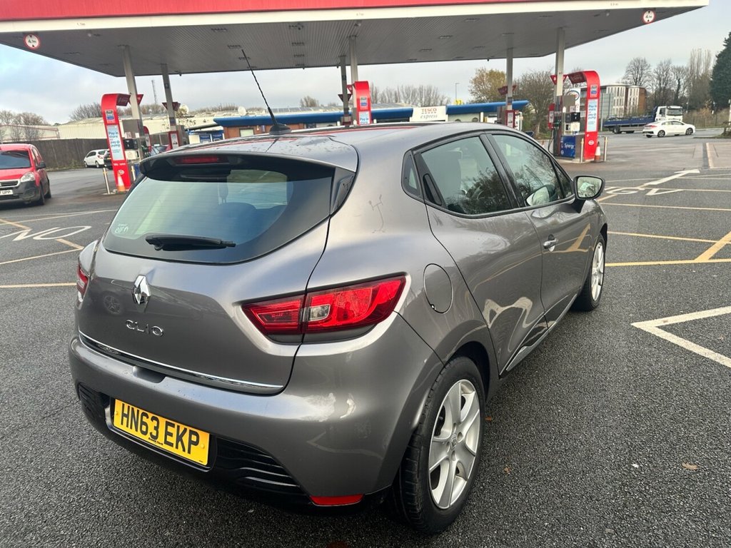 Used Renault Clio 2013 for sale - 76840755: Photo 5