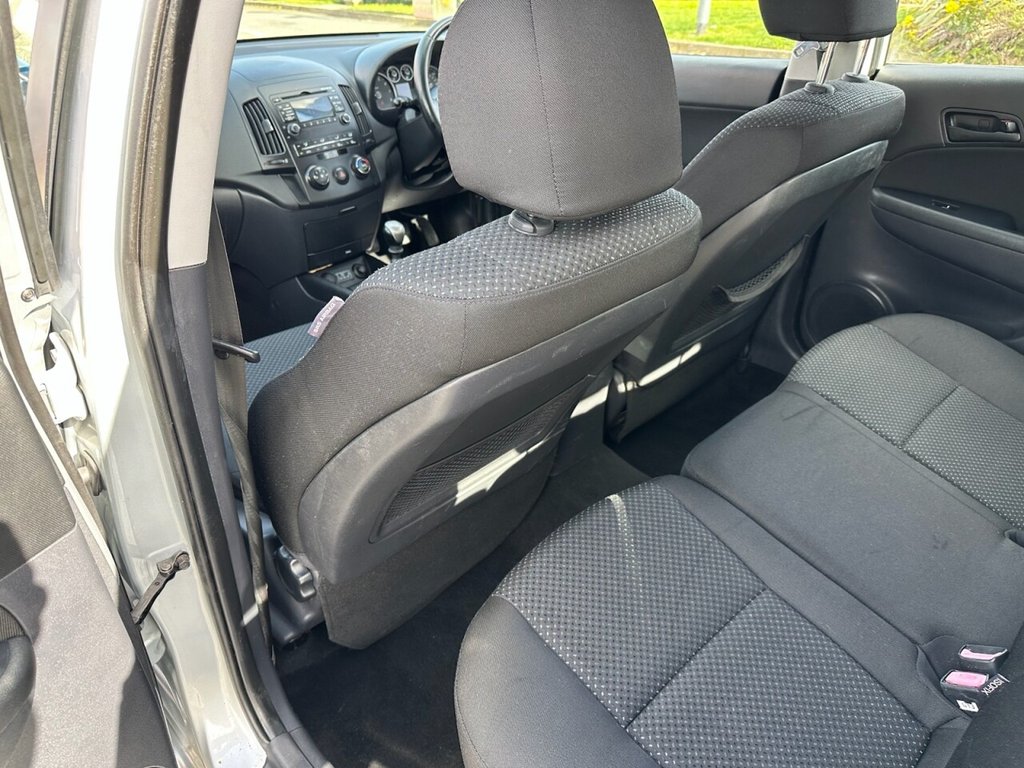 Used Hyundai i30 2010 for sale - 78029881: Photo 14