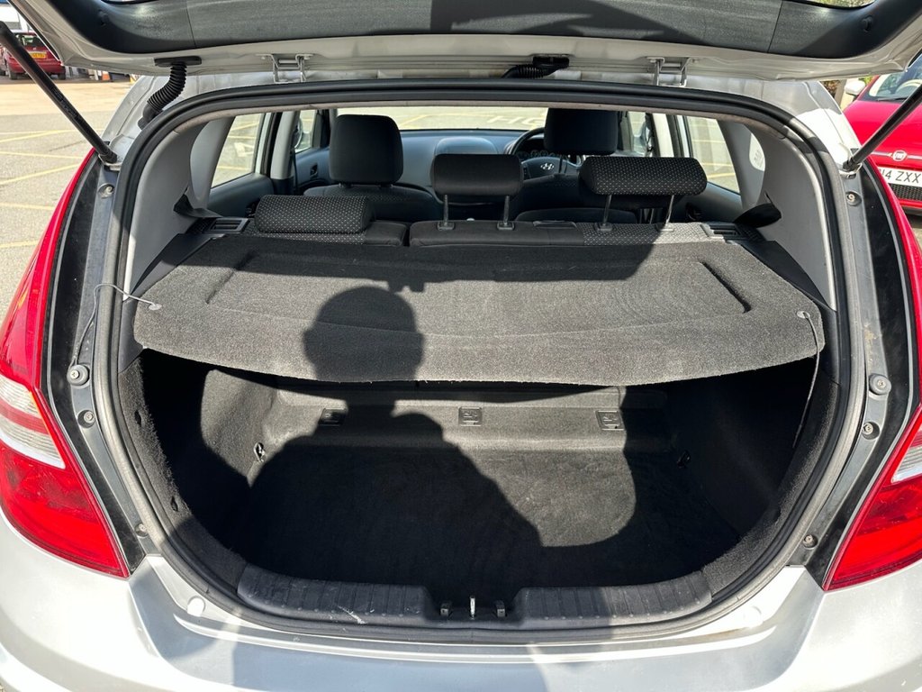 Used Hyundai i30 2010 for sale - 78029881: Photo 16