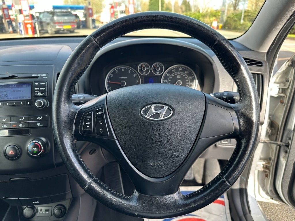 Used Hyundai i30 2010 for sale - 78029881: Photo 23