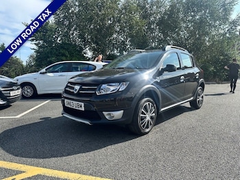 Used Dacia Sandero Stepway 2013 for sale - 79358524: Photo