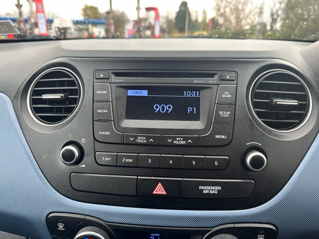 Used Hyundai i10 2016 for sale - 76547115: Photo 10