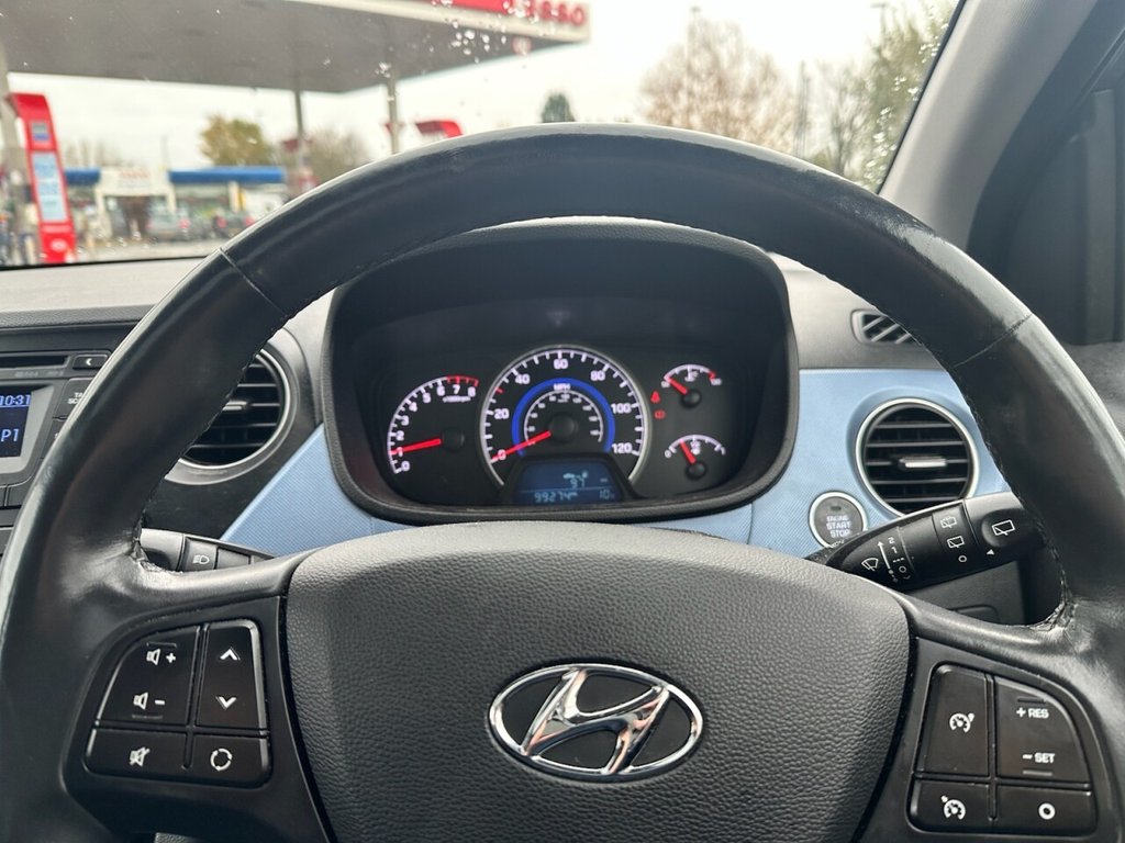 Used Hyundai i10 2016 for sale - 76547115: Photo 9