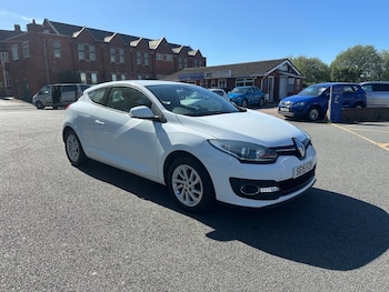 Used Renault Megane 2015 for sale - 78400991: Photo