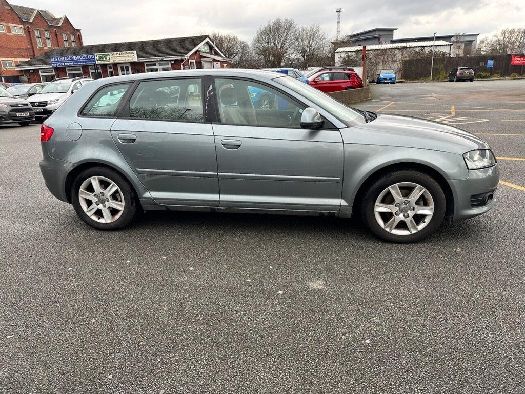 Used Audi A3 2009 for sale - 77608471: Photo 9