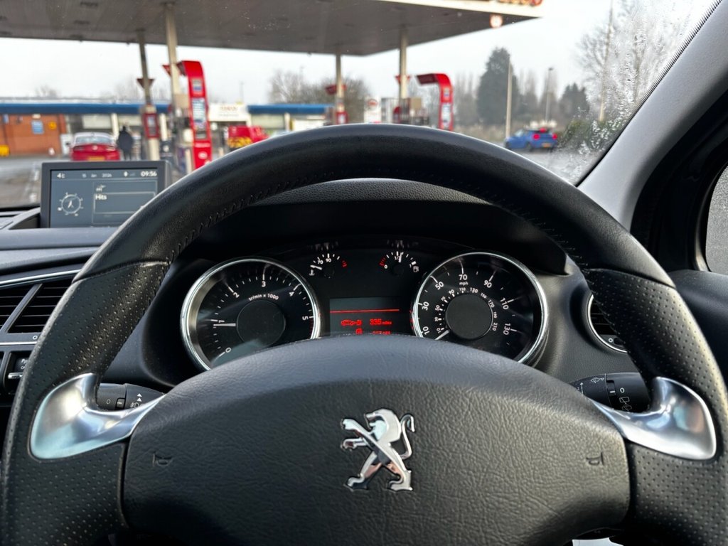 Used Peugeot 3008 2014 for sale - 77212927: Photo 10