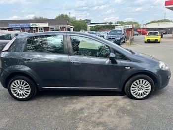Used Fiat Punto Evo 2010 for sale - 78525482: Photo