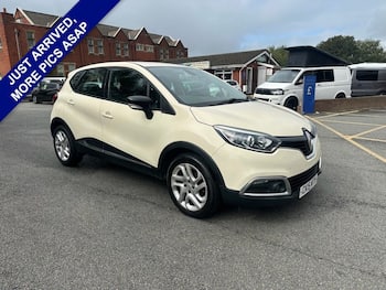 Used Renault Captur 2015 for sale - 79871413: Photo
