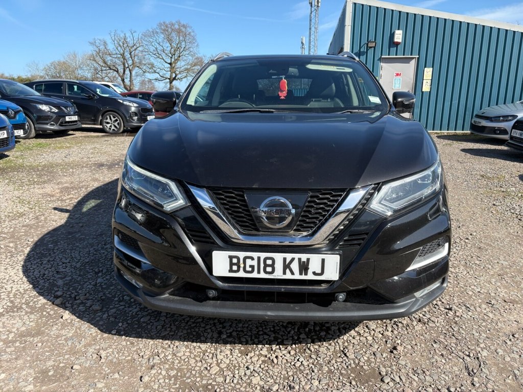 Used Nissan Qashqai 2018 for sale - 77919861: Photo 2