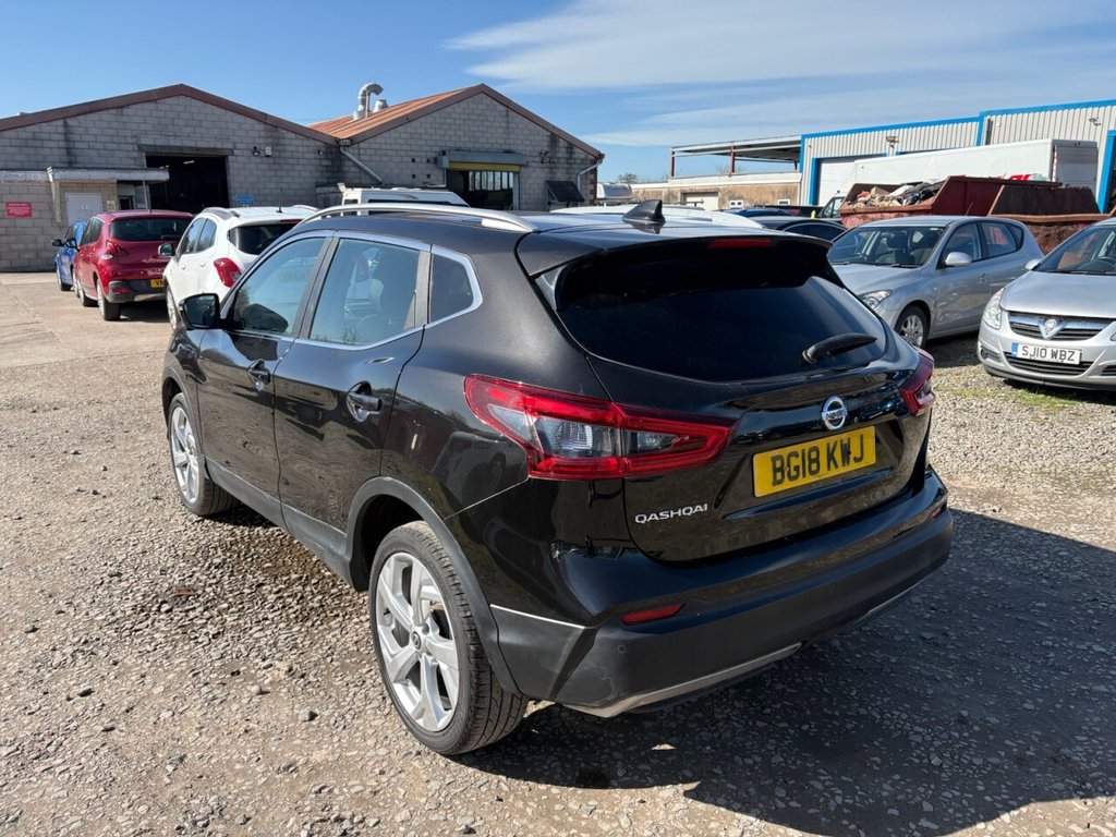 Used Nissan Qashqai 2018 for sale - 77919861: Photo 4