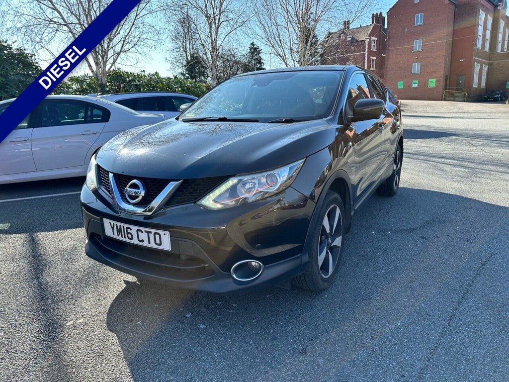 Used Nissan Qashqai 2016 for sale - 77749015: Photo 4