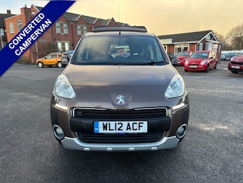 Used Peugeot Partner Tepee 2012 for sale - 77088886: Photo