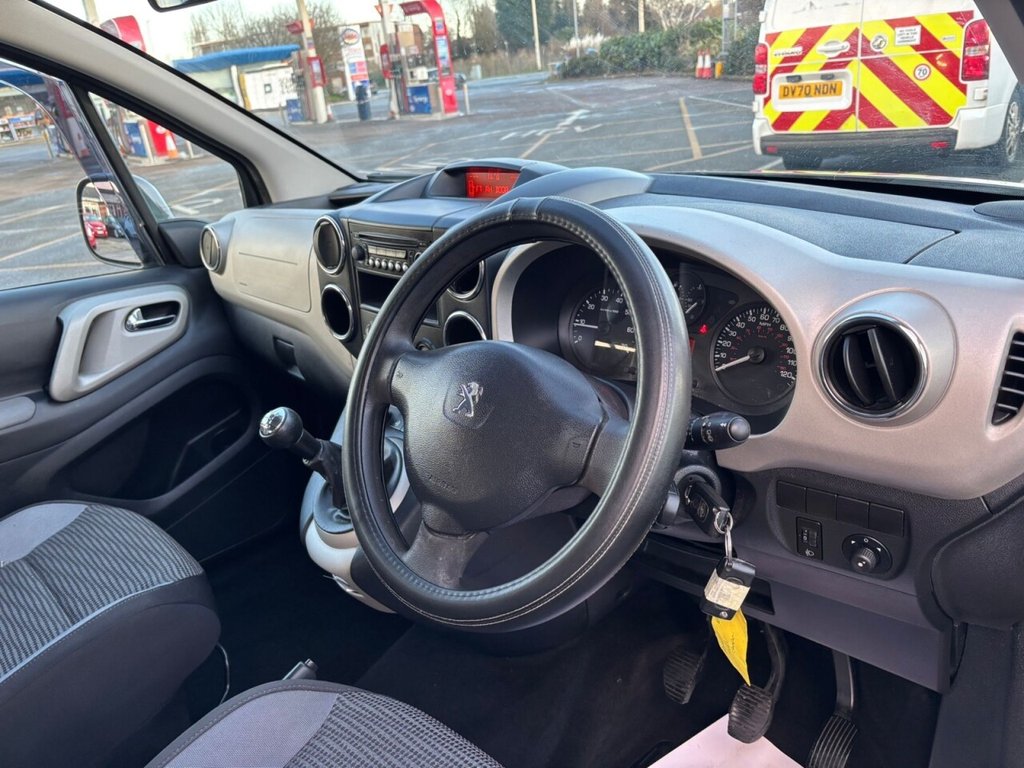 Used Peugeot Partner Tepee 2012 for sale - 77088886: Photo 9